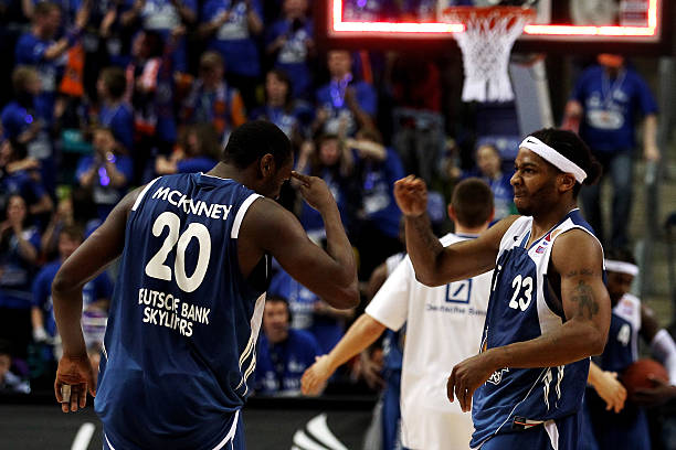 不仅是对姆 不仅是对姆