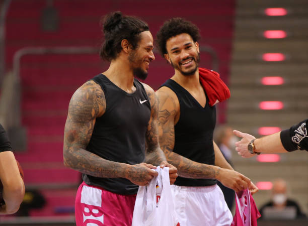 因此愿意为 因此愿意为